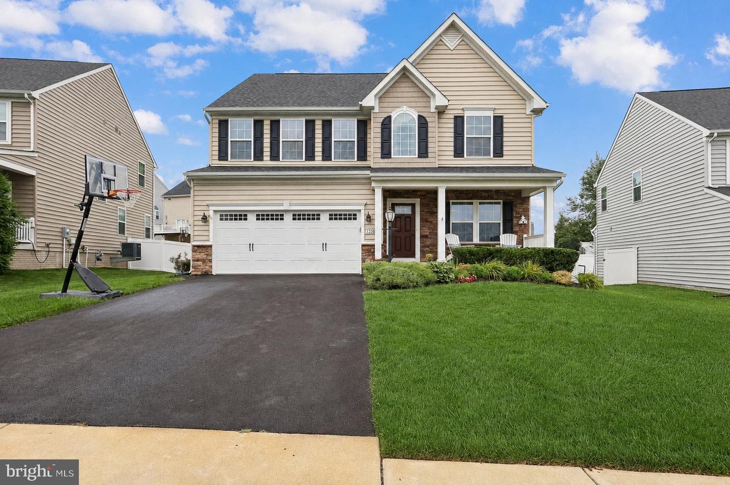 12380 Southington Drive, Woodbridge