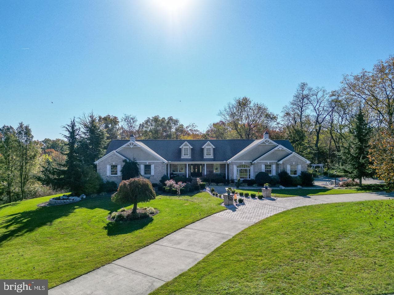 272 Skyview Lane photo 1