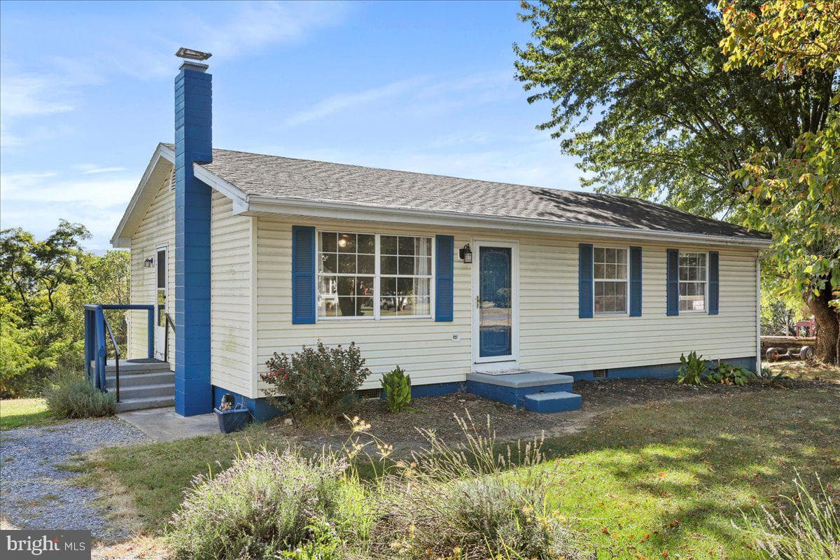8700 Lacey Heights Avenue photo 1
