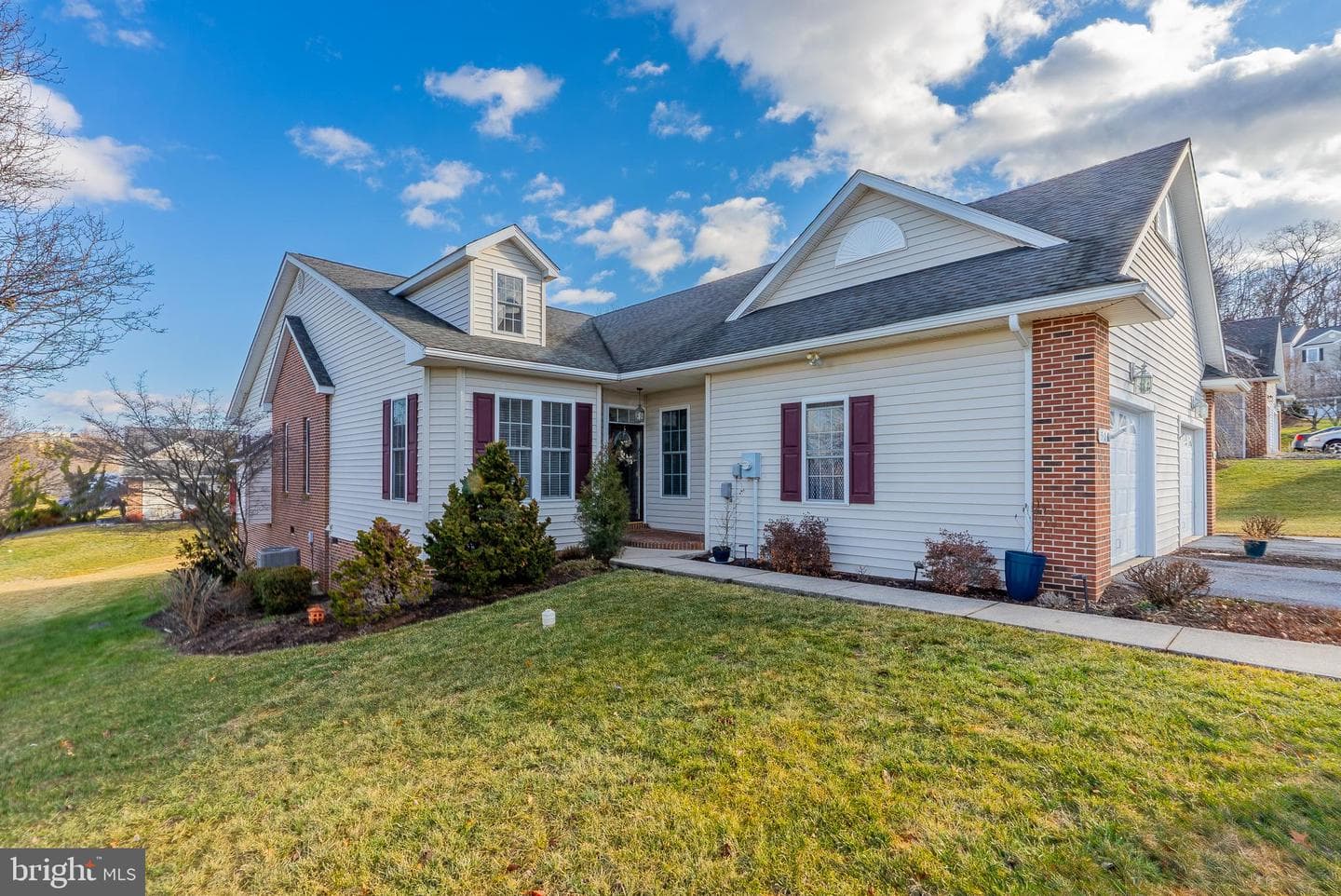 506 Spring Oaks Drive photo 1