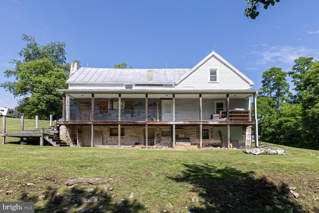 13573 Cooley Spring Ln photo 1