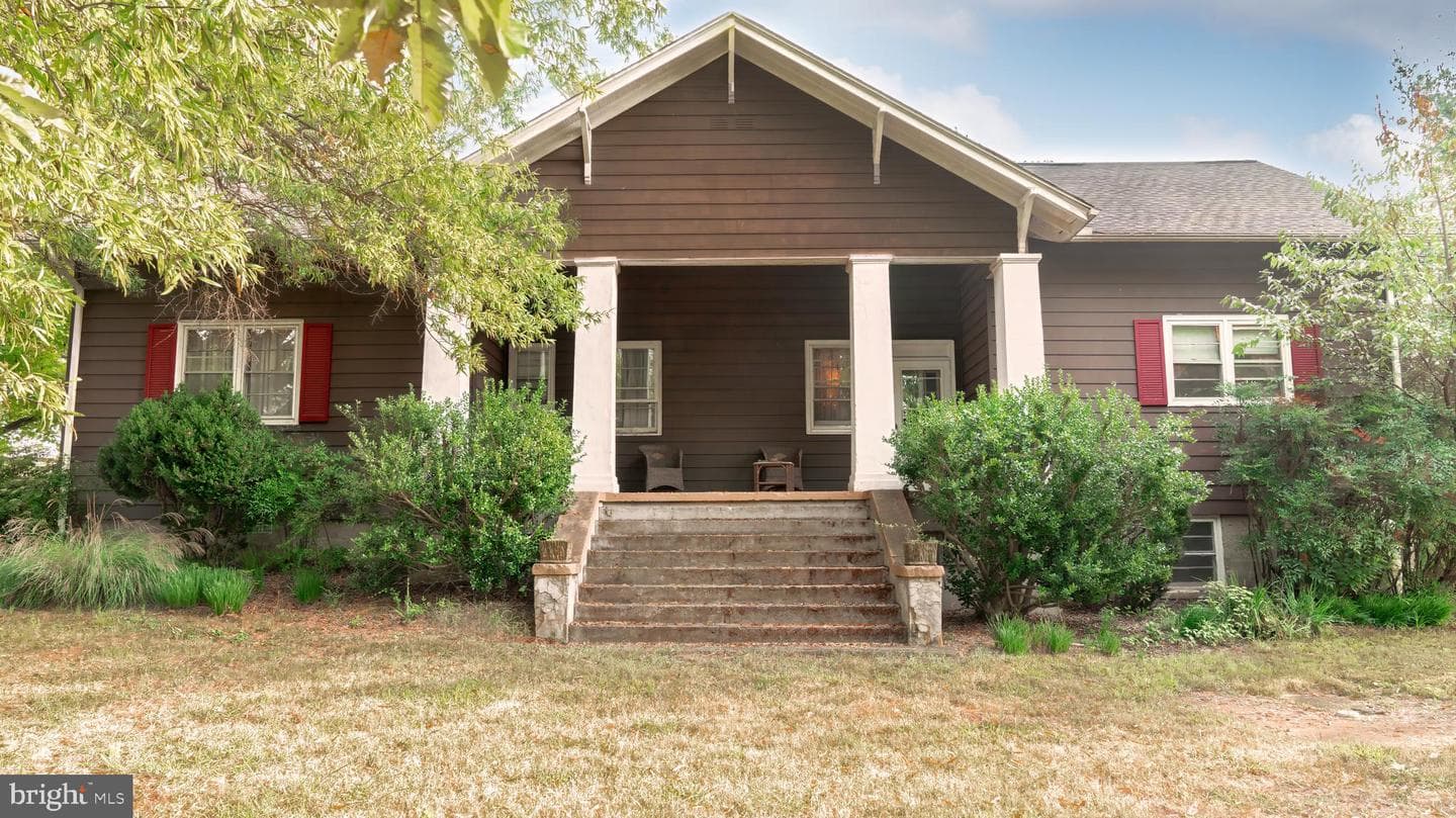 19 Red Oak Mountain Road photo 1