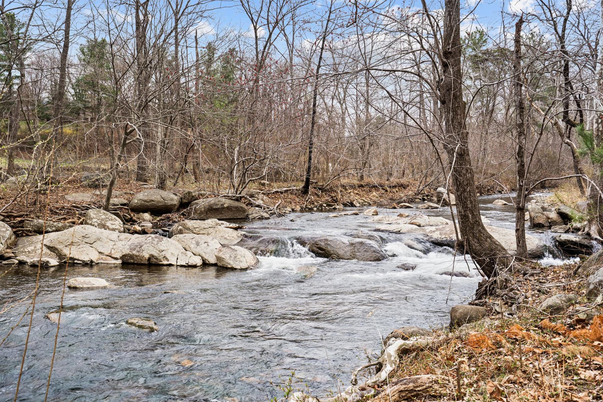 94 Old Hollow Road photo 1
