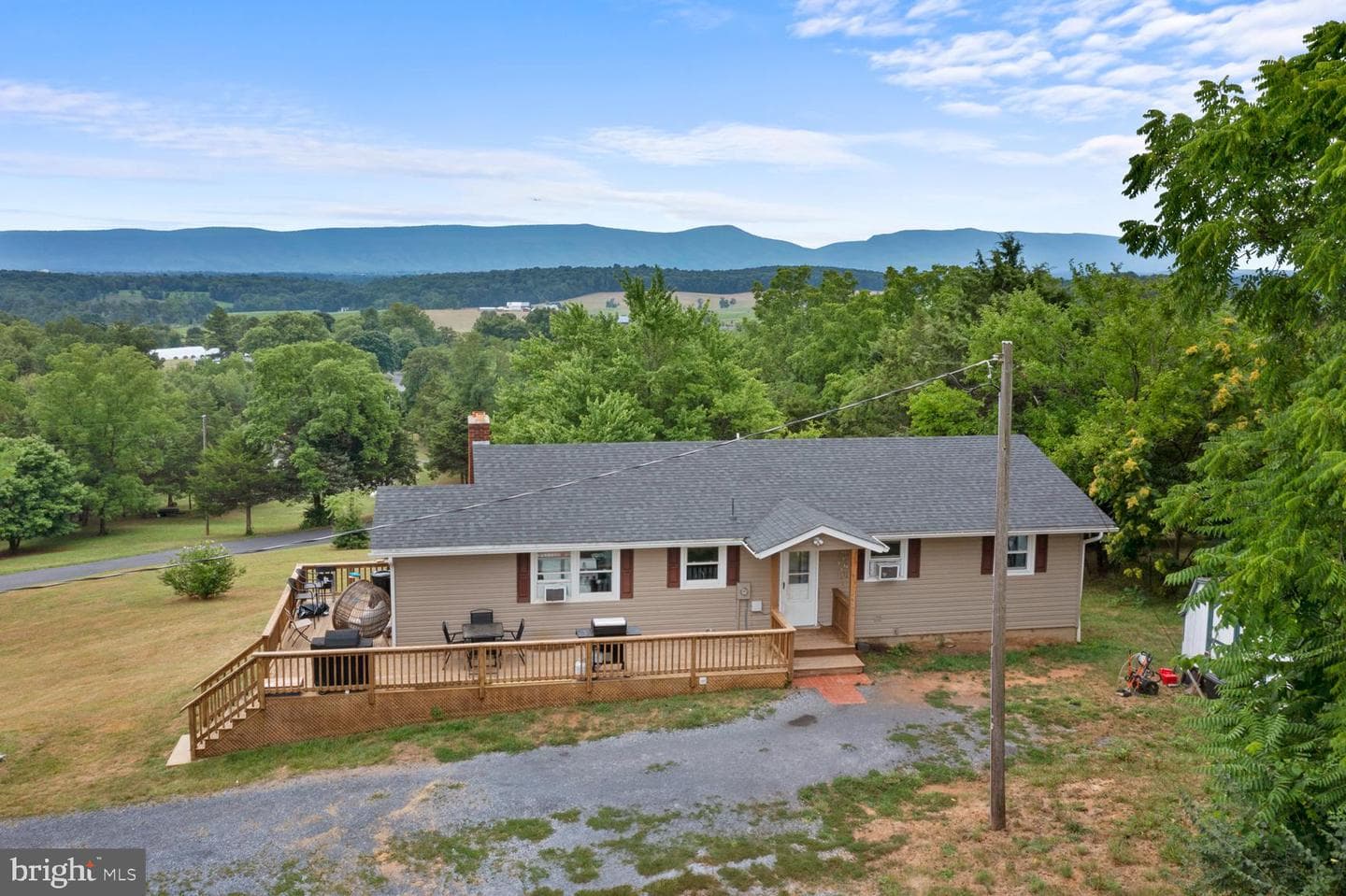 407 Sherman Road photo 1
