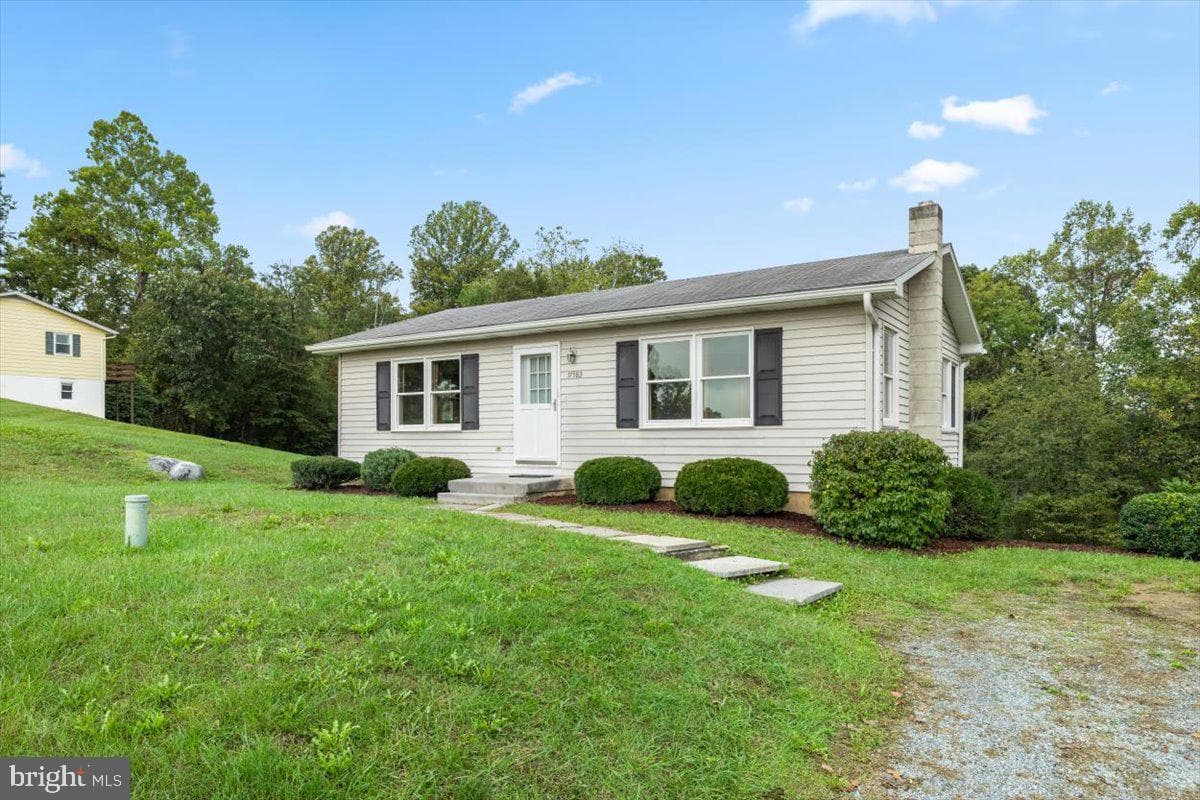 17583 Senedo Road photo 1