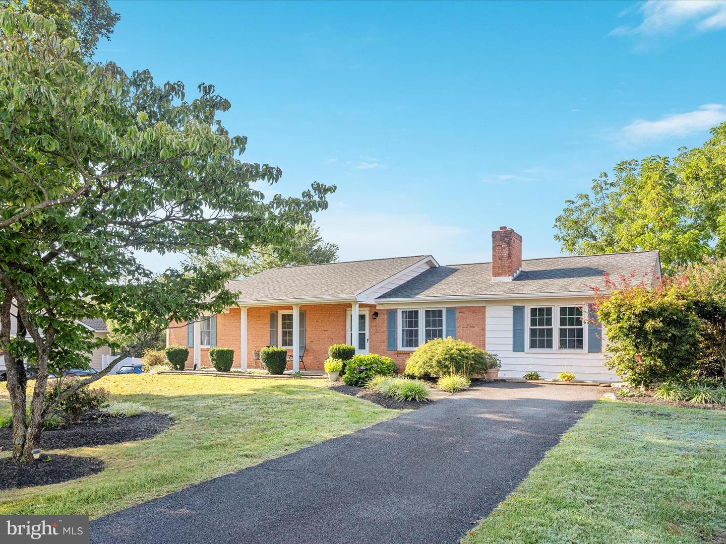 608 Mill Road photo 1