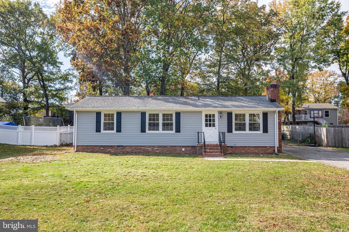5512 Elder Street photo 1