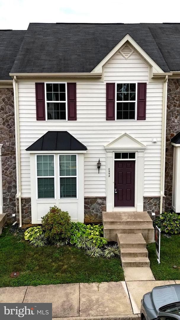 4552 Alliance Way photo 1