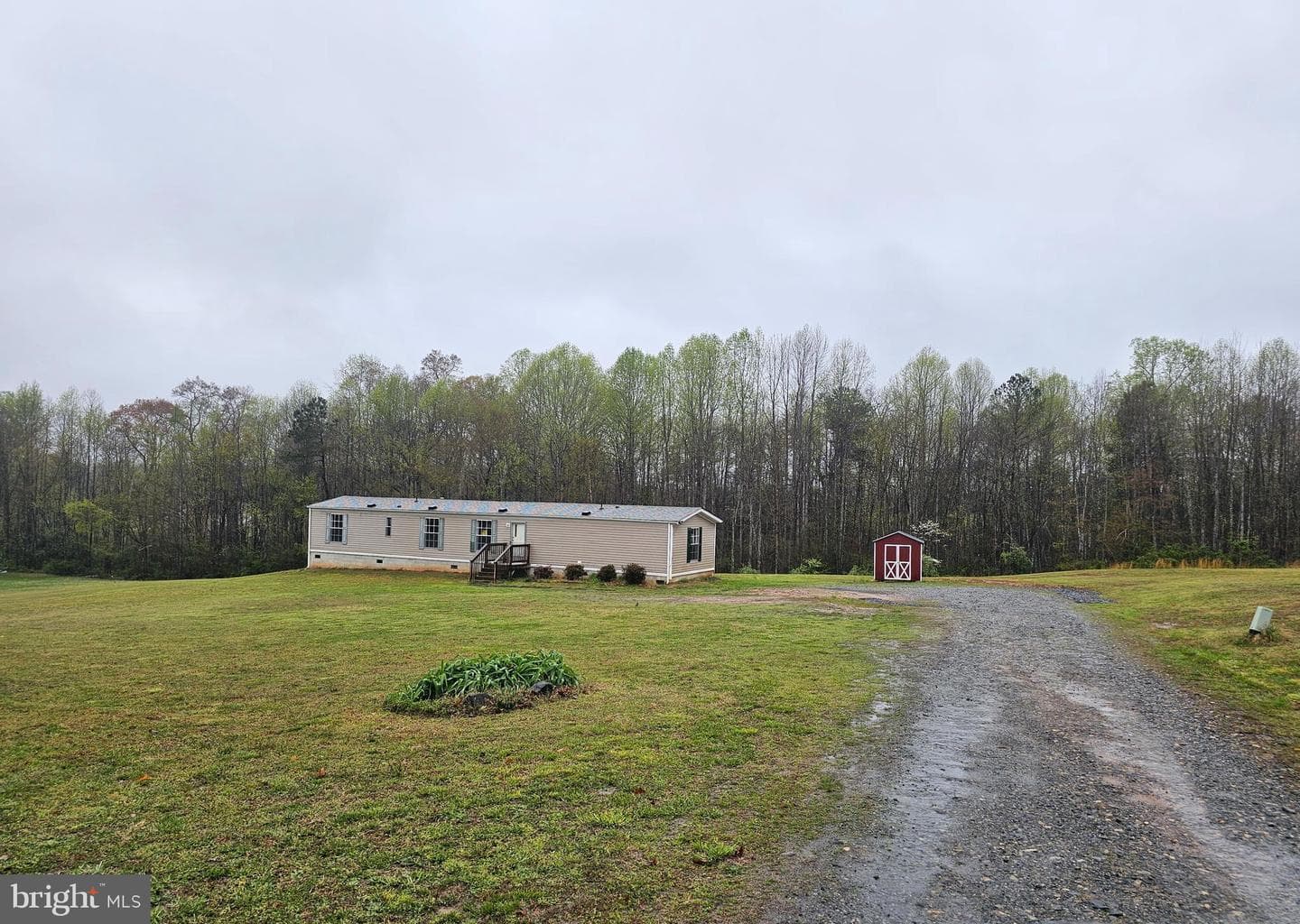 6046 Courthouse Road photo 1