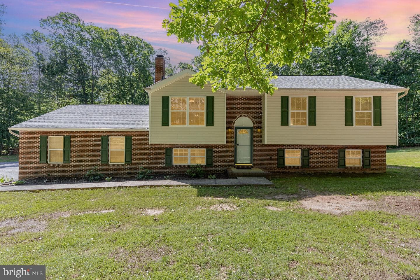 7001 Aspen Lane photo 1
