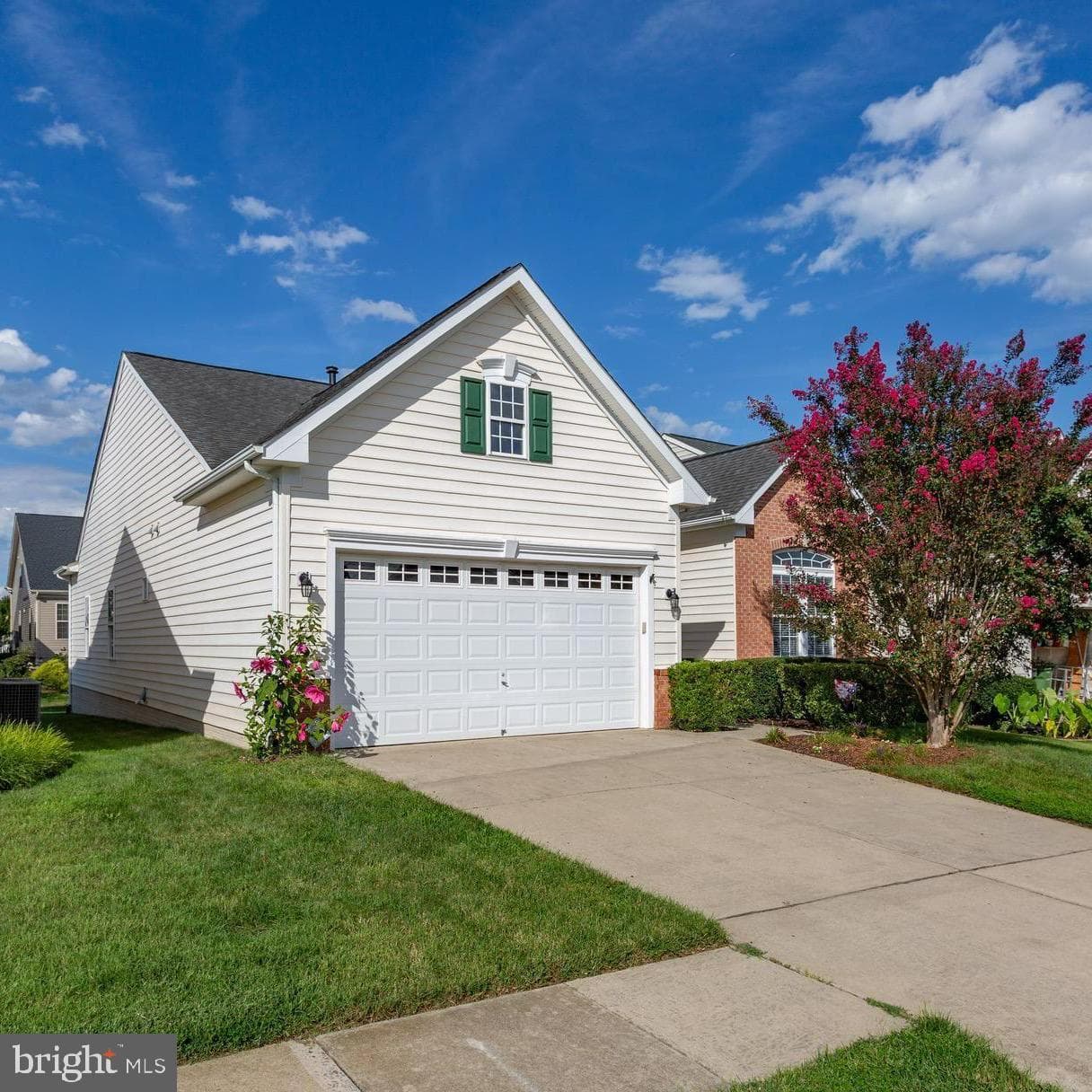 5623 E Kesslers Crossing photo 1
