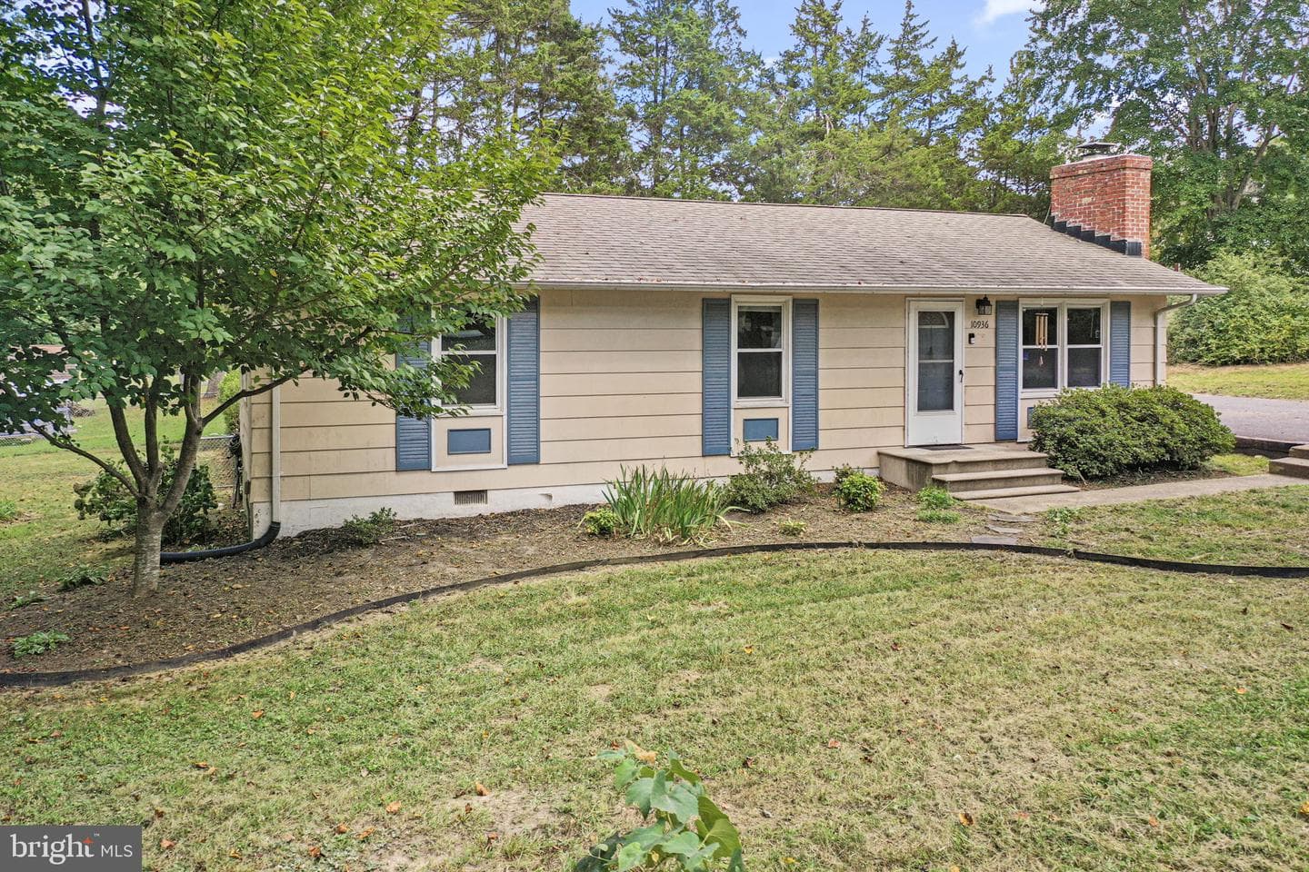 10936 Deerfield Drive photo 1