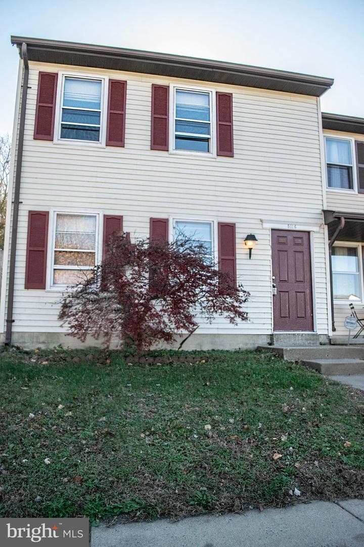 5116 Cottonwood Court photo 1