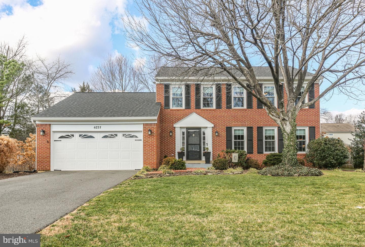 6231 Sweetbriar Drive photo 1