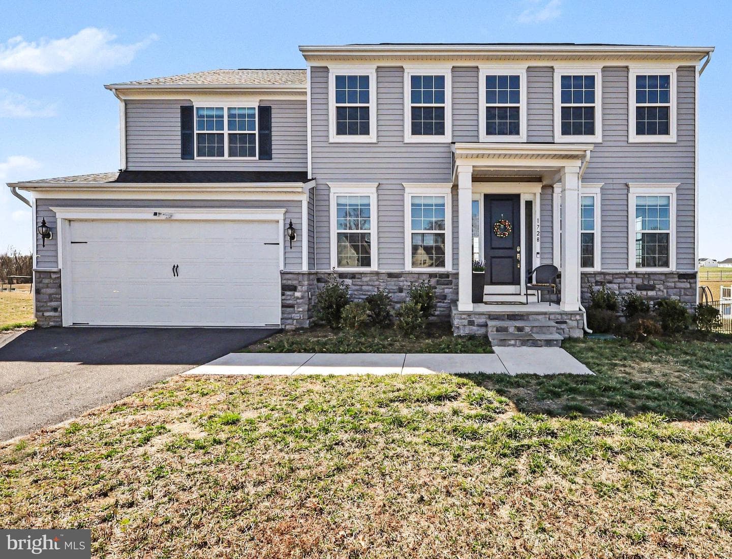 1728 Legacy Lane