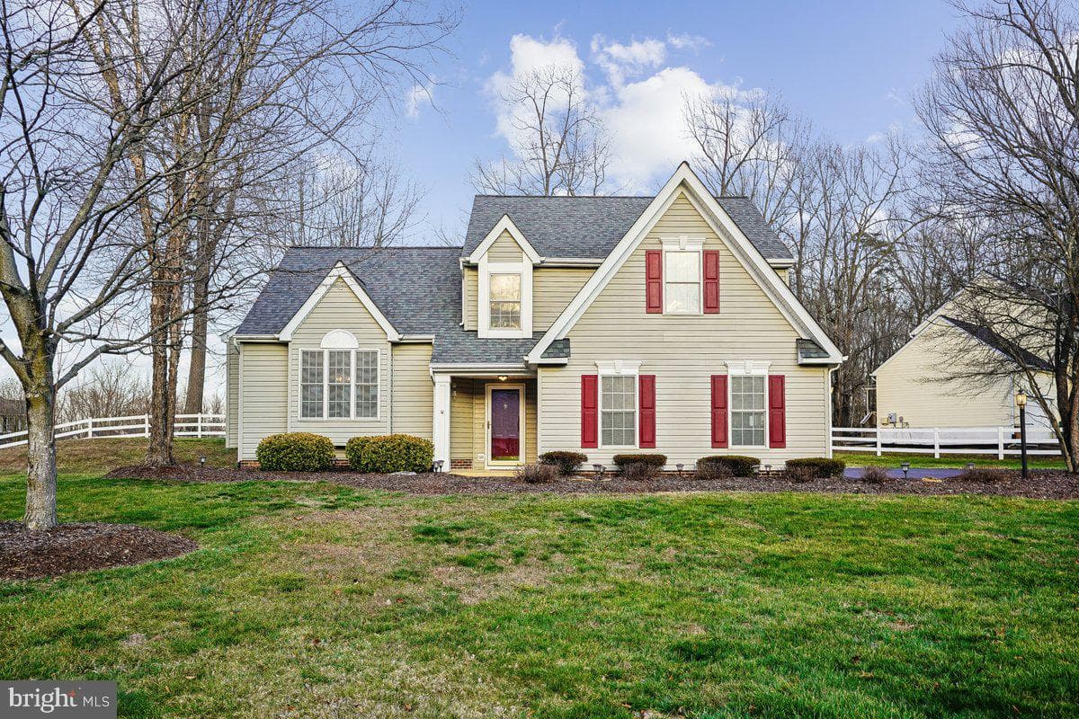 10129 Sharon Springs Drive photo 1