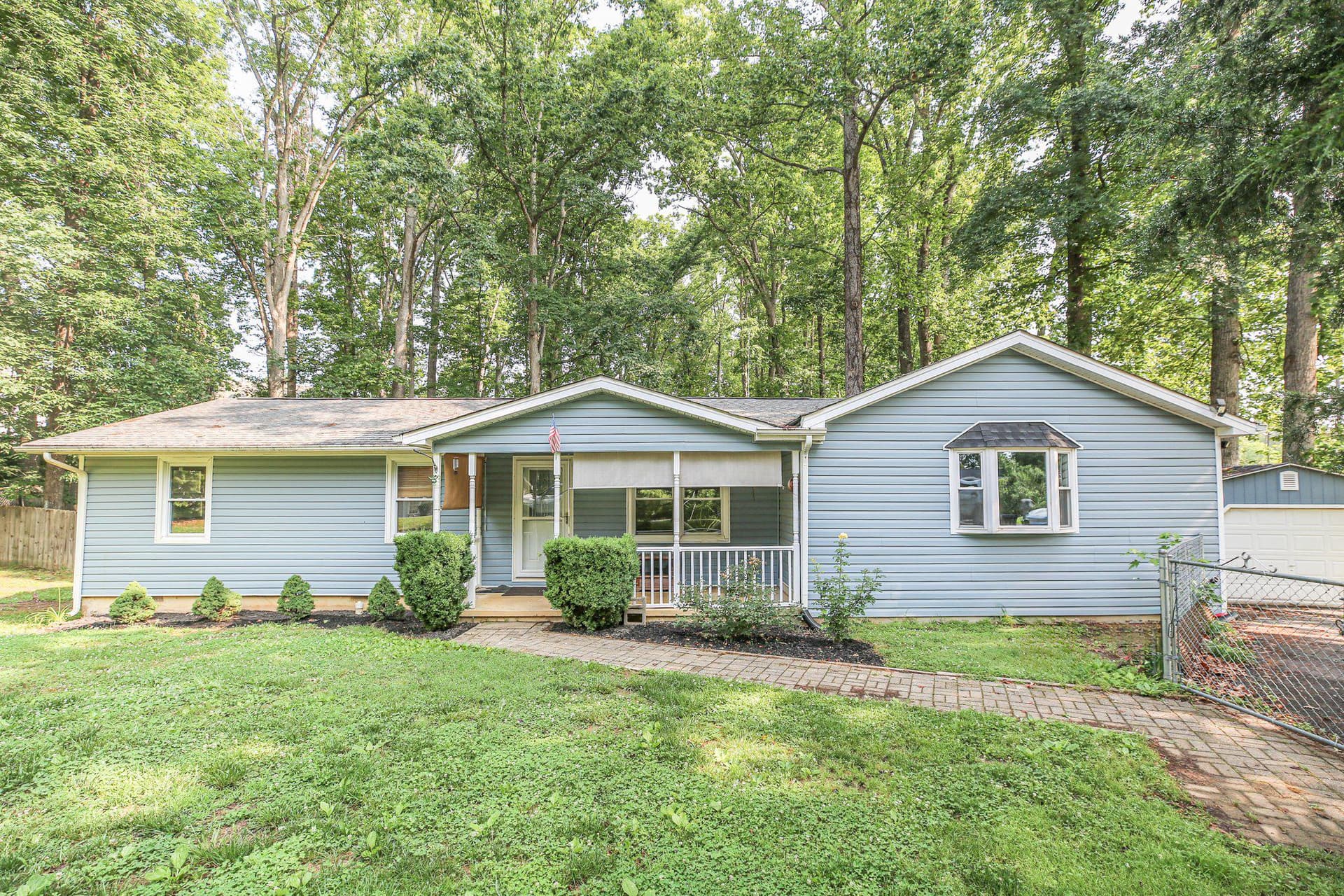 10934 Deerfield Drive photo 1