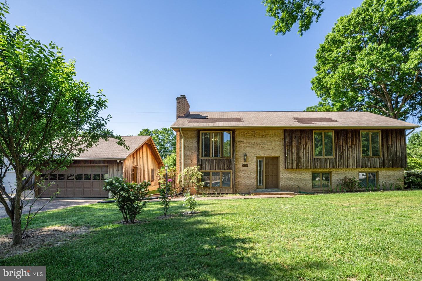 602 Galveston Road photo 1
