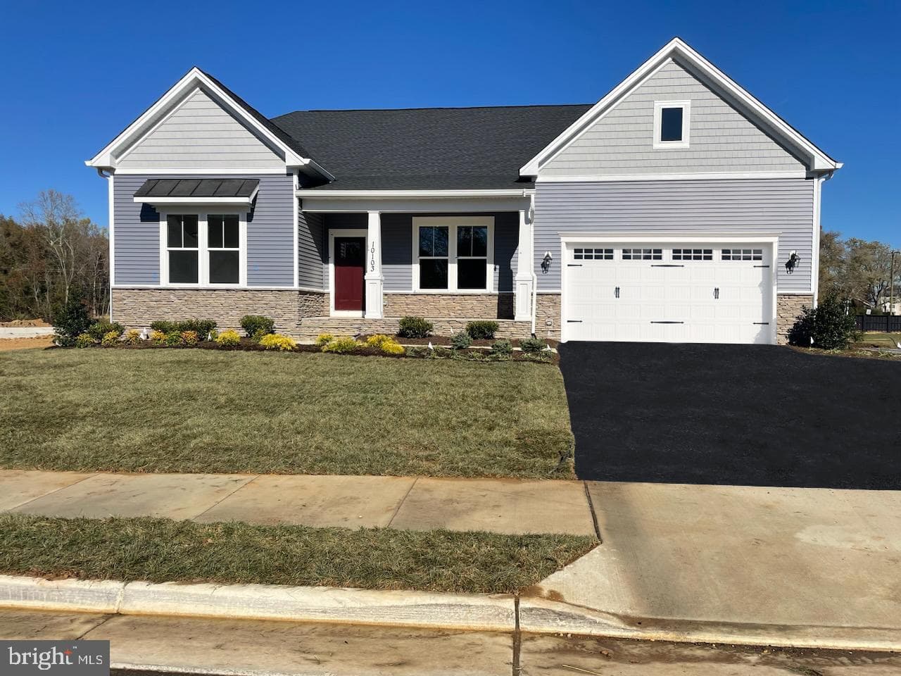1610 Mountain View Road photo 1