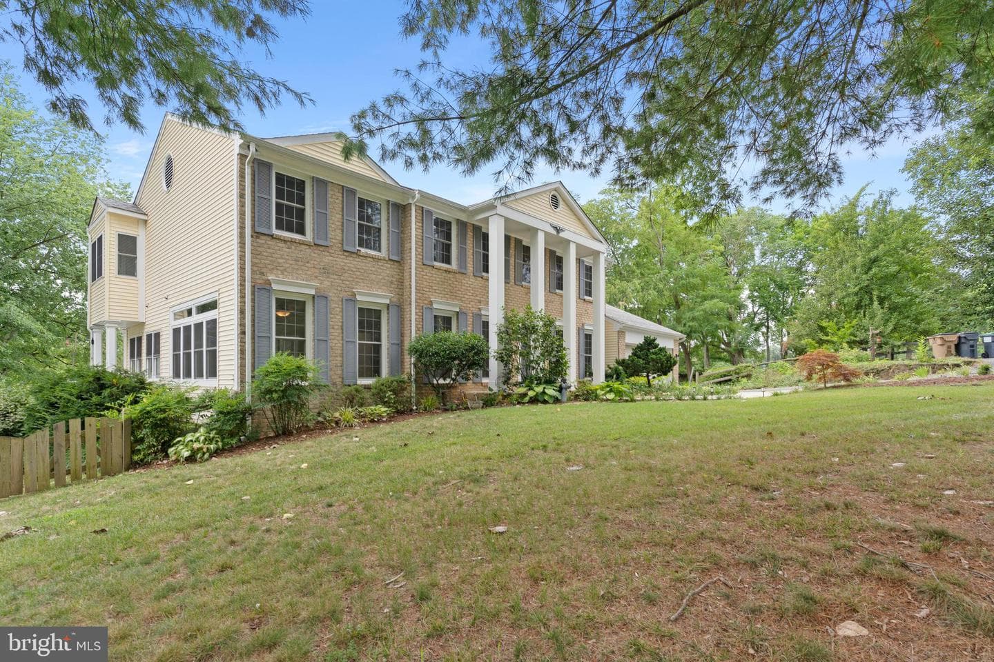 215 Stern Cove photo 1