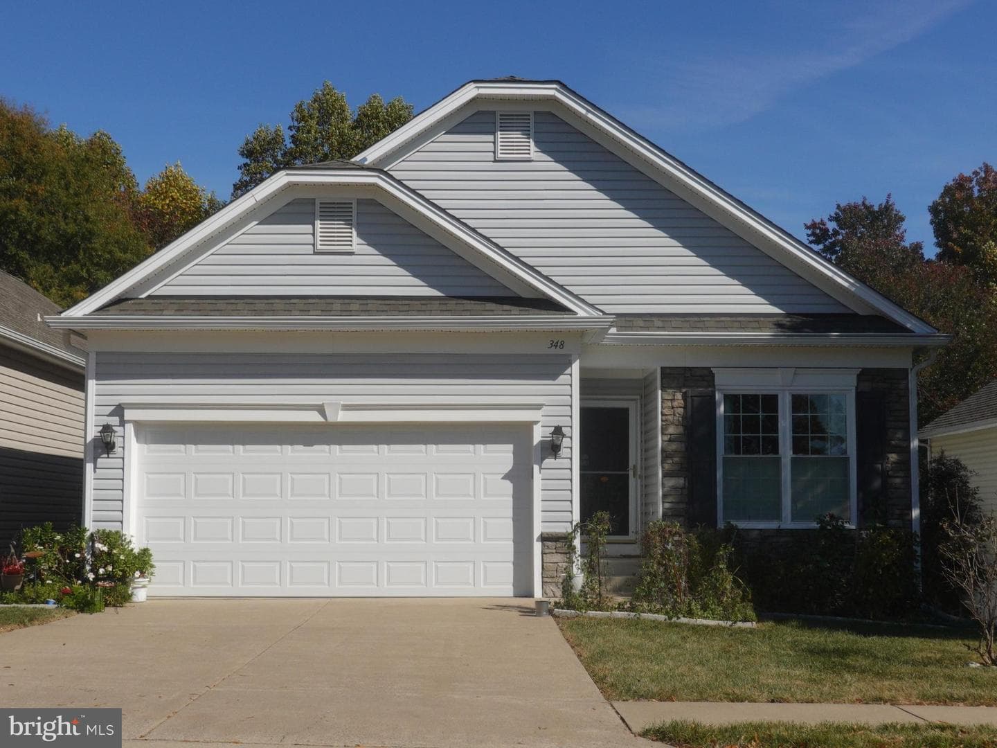348 Bridgewater Circle photo 1