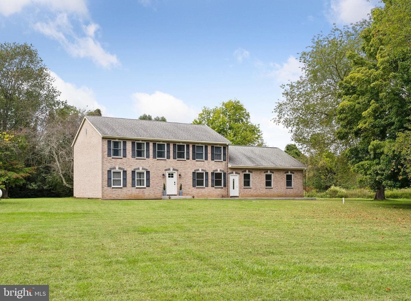 534 Marlborough Point Road photo 1