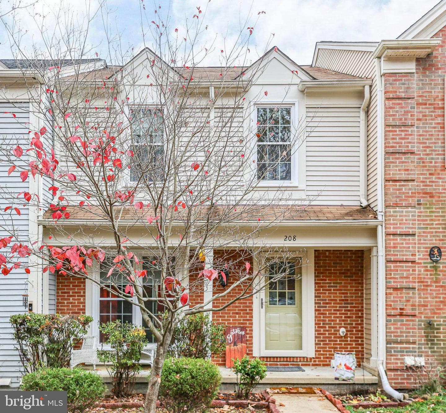208 Batley Court photo 1