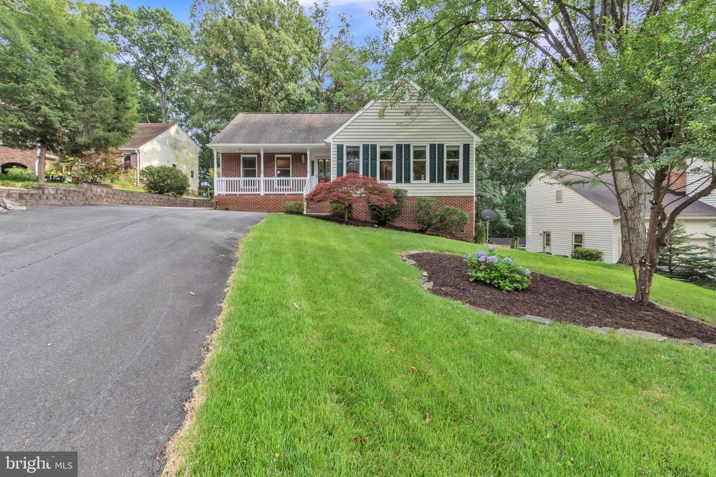 1041 Portugal Drive photo 1