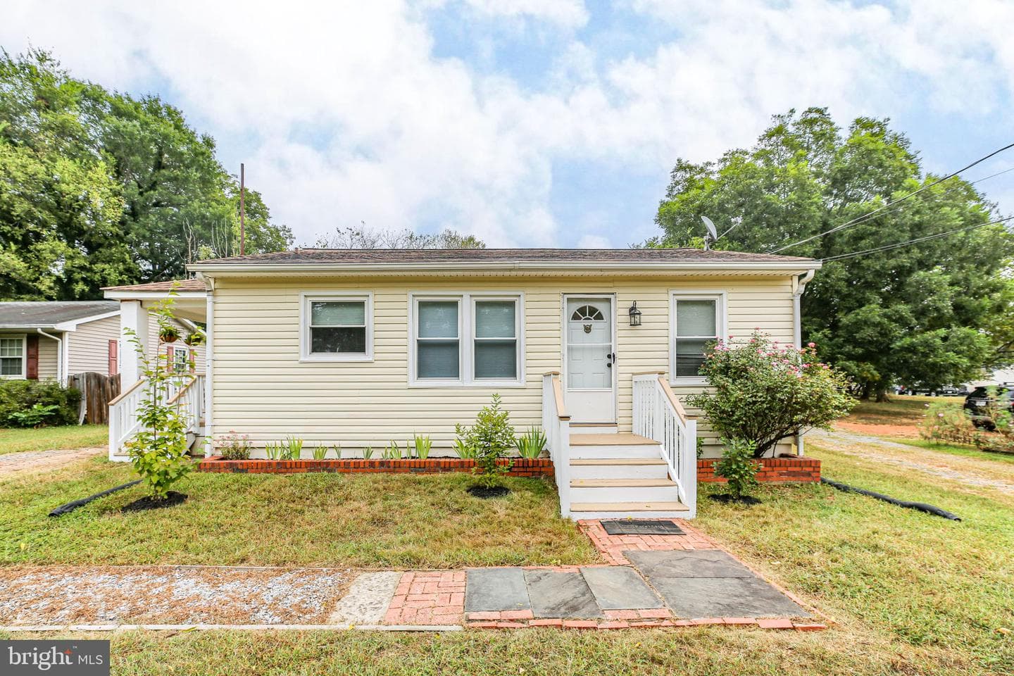 115 Mountain Avenue photo 1