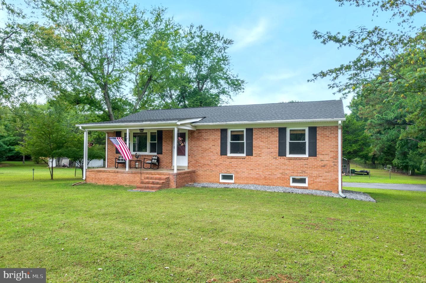 204 Richards Ferry Road photo 1