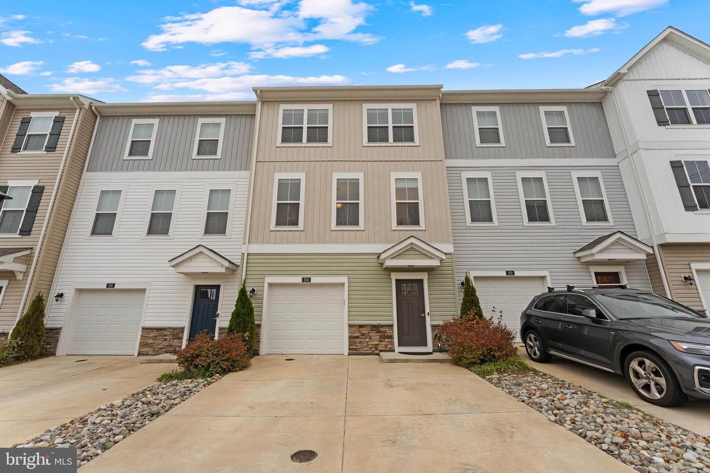 304 Red Currant Way photo 1