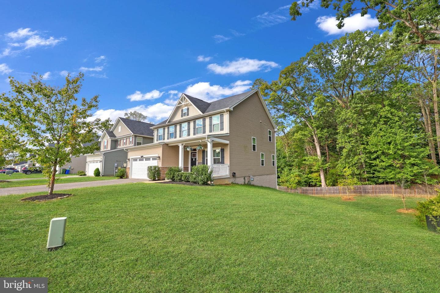 305 Courthouse Manor Drive photo 1
