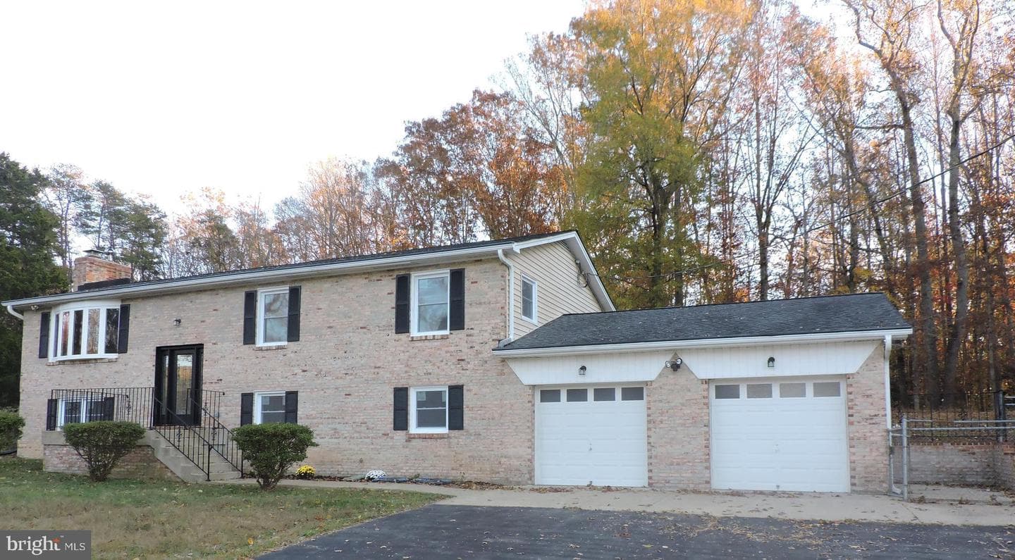 52 Forest Hill Lane photo 1