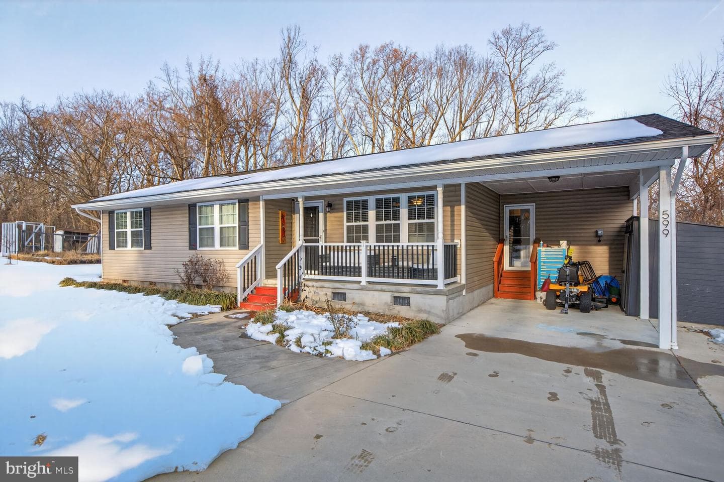 599 Widewater Road photo 1
