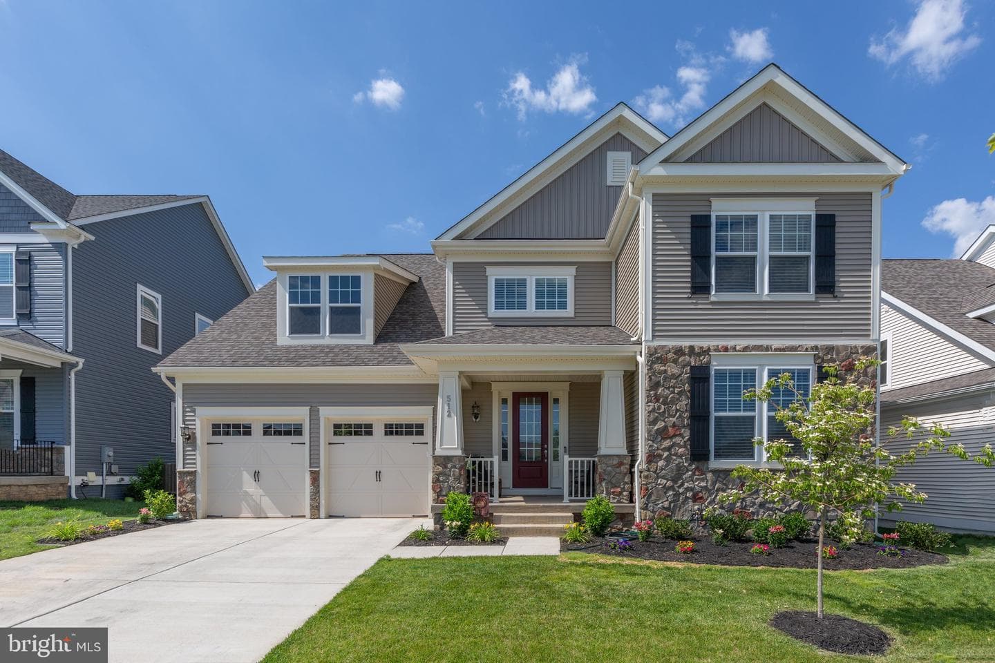 512 Crab Apple Drive photo 1