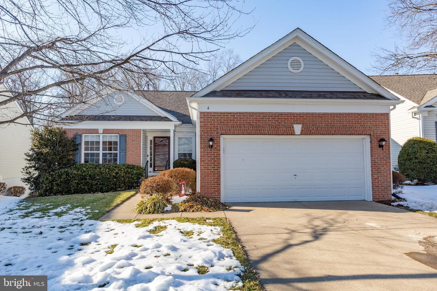 4 Covington Drive photo 1