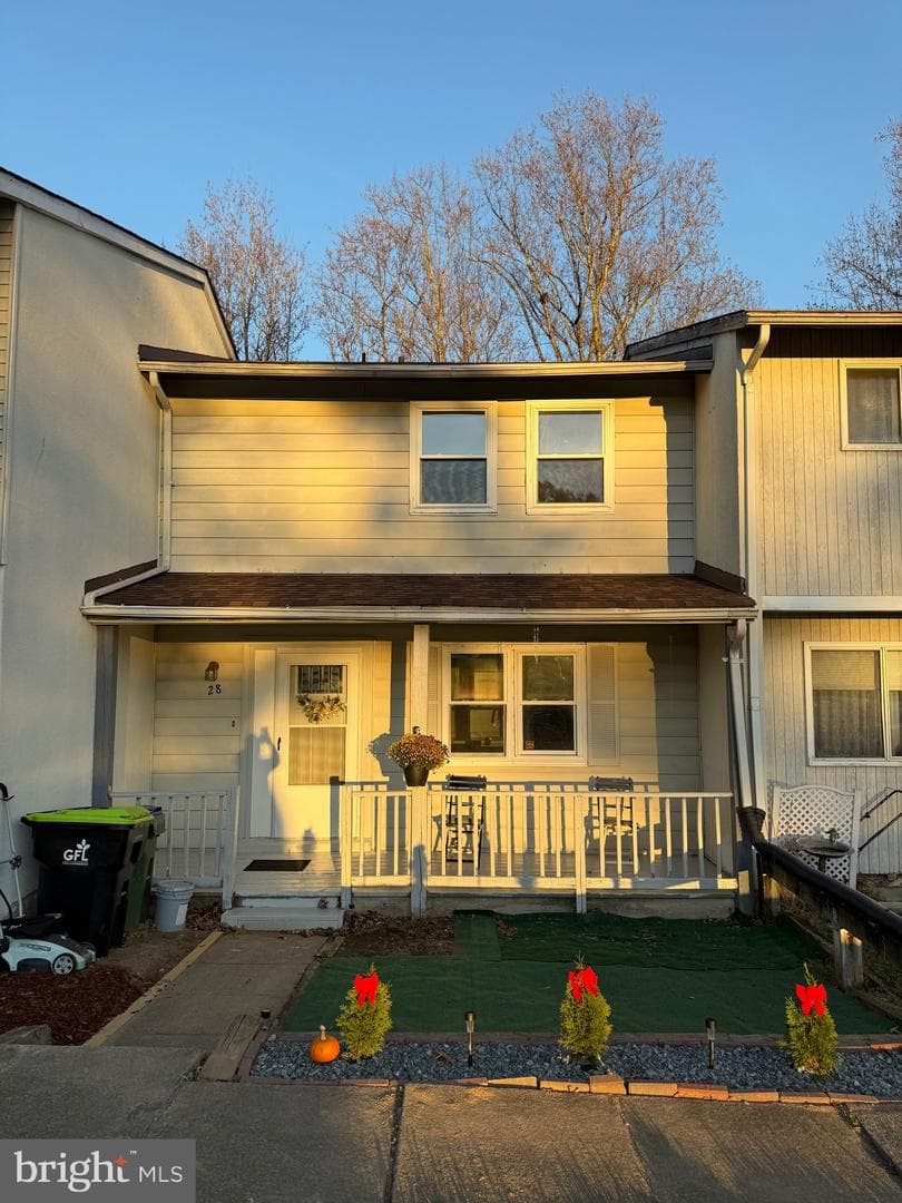 28 Wayside Court