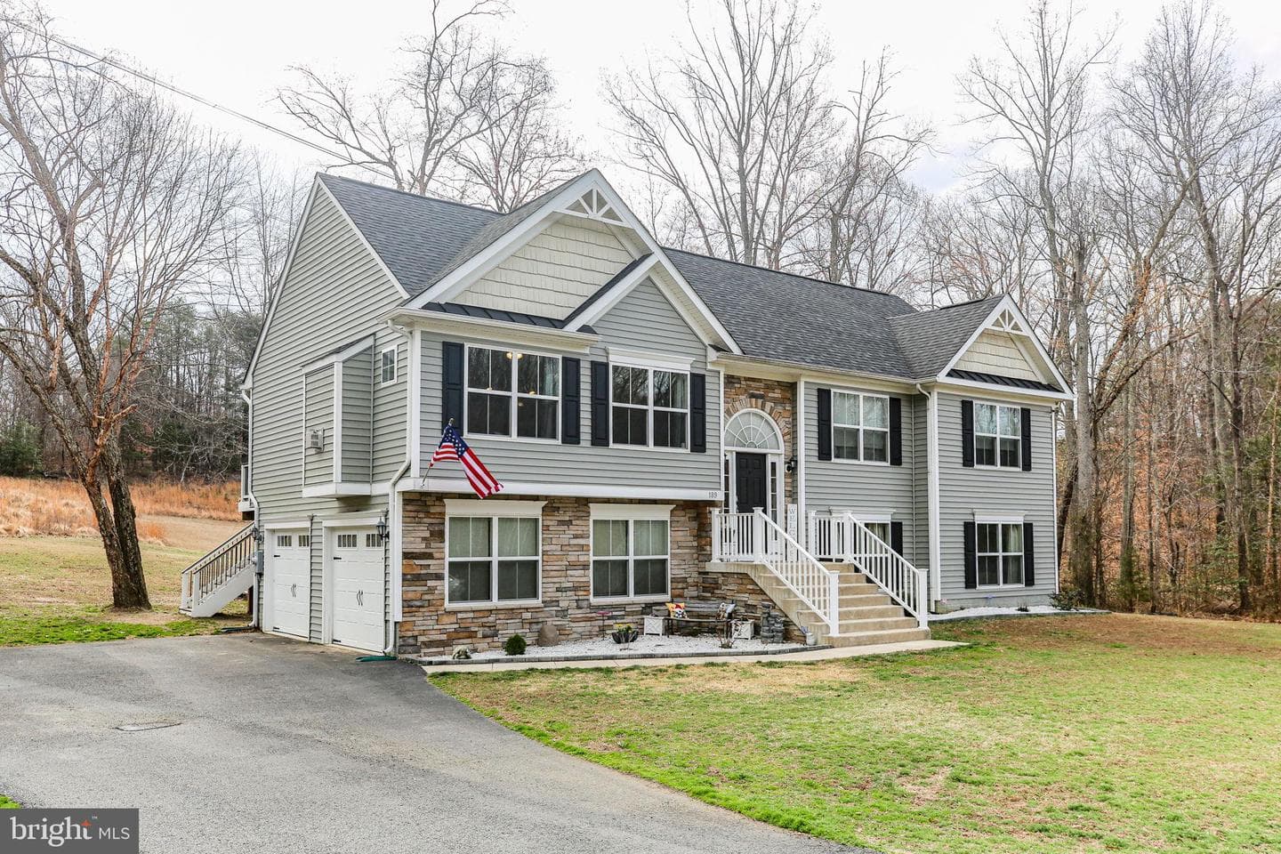 189 Ruby Glen Lane