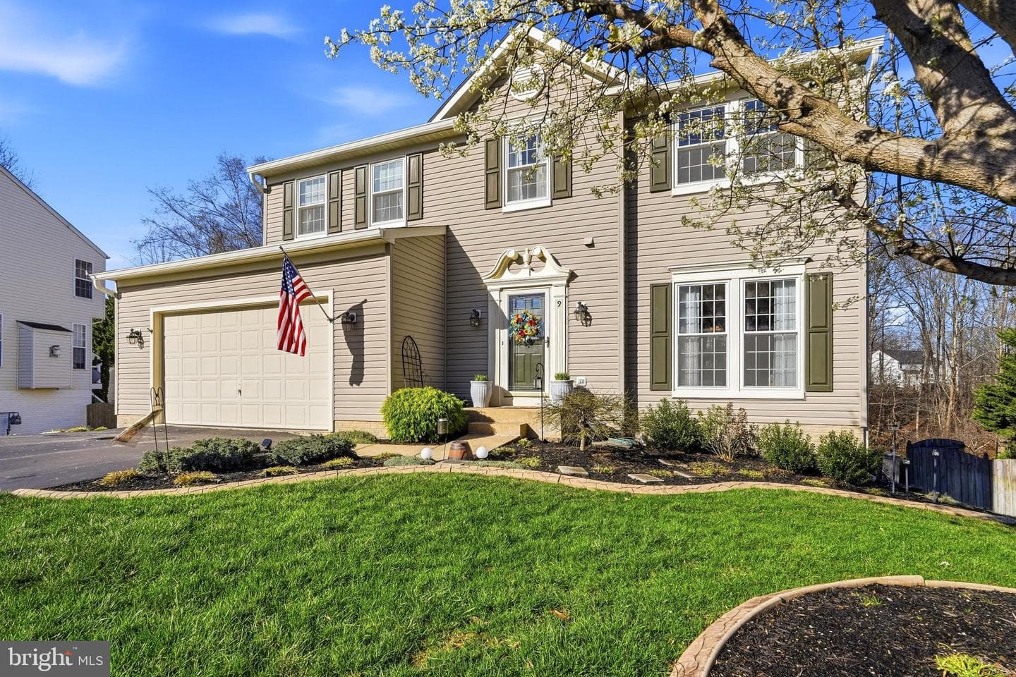 9 Silverthorn Court