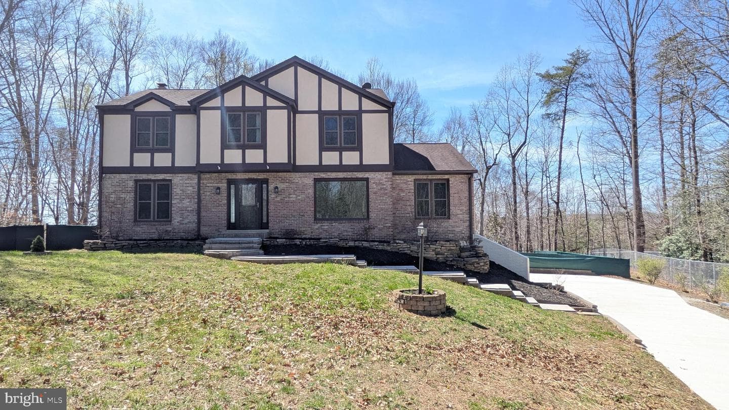 205 Admiral Cove