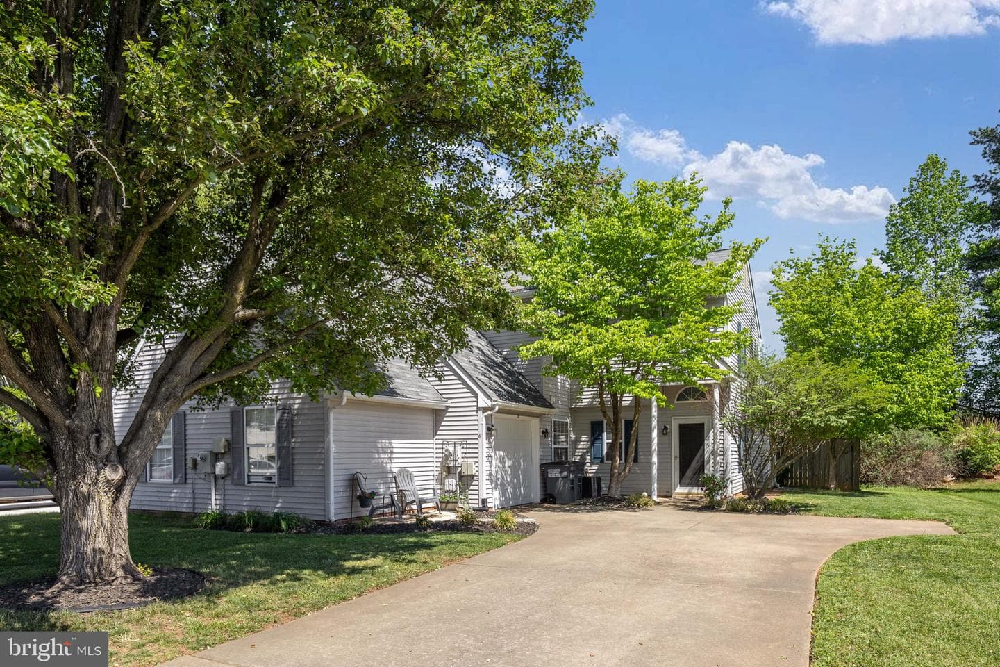 6 Regency Drive