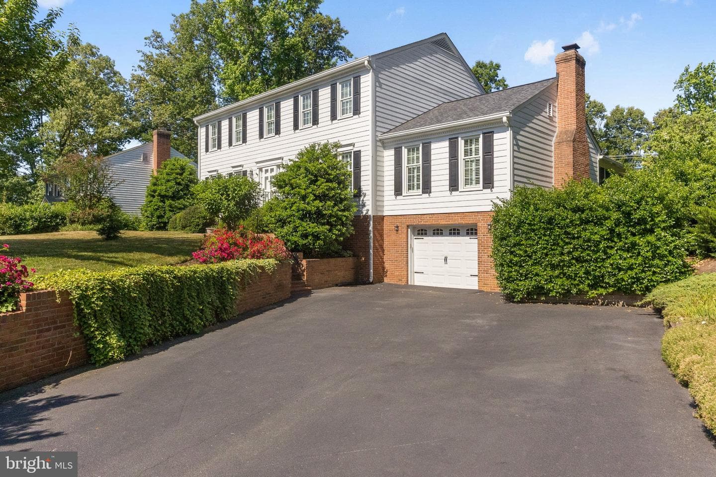212 Camden Drive