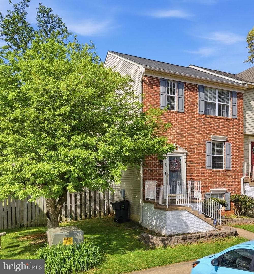 201 Mews Court