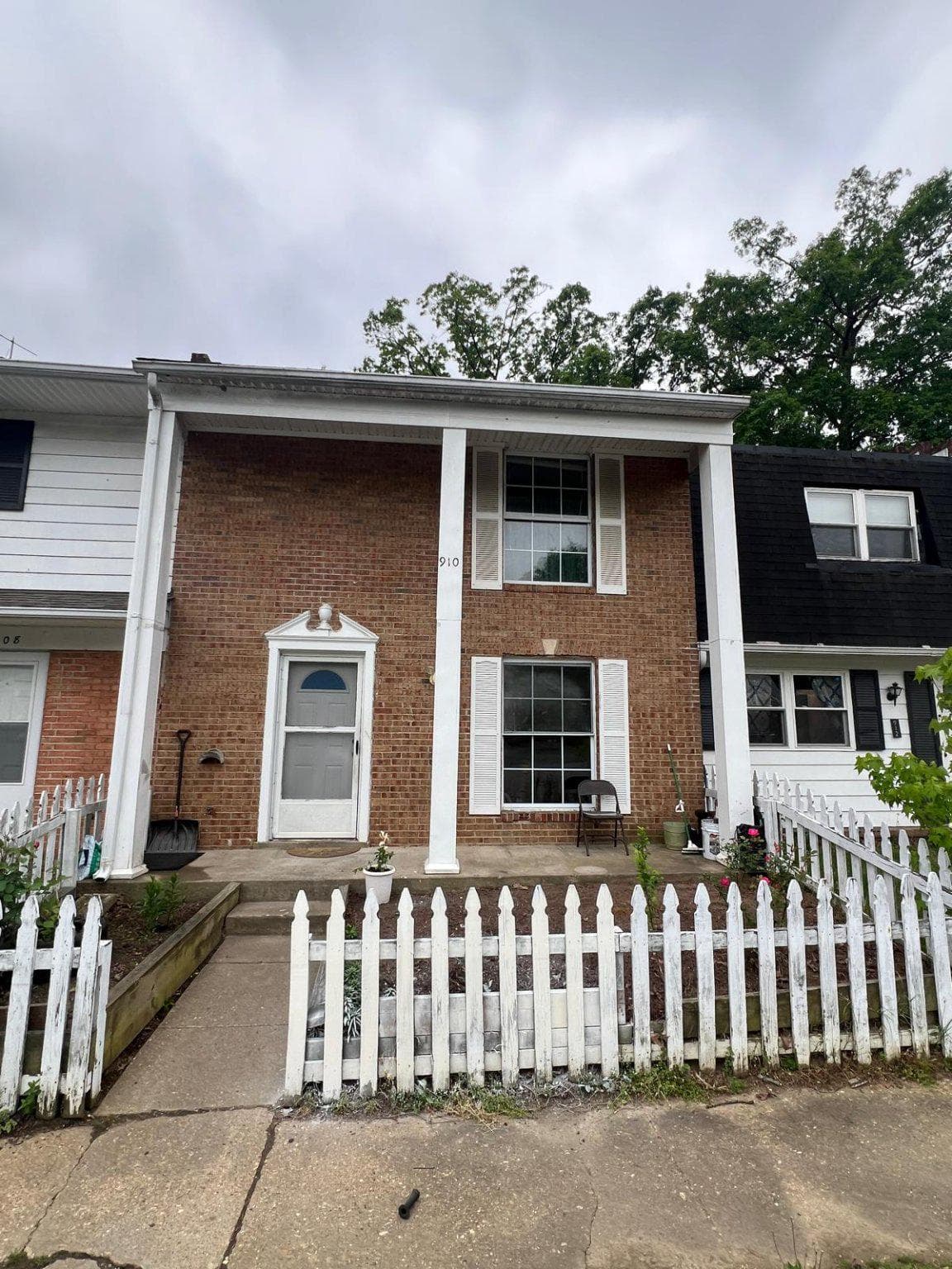910 Anvil Road