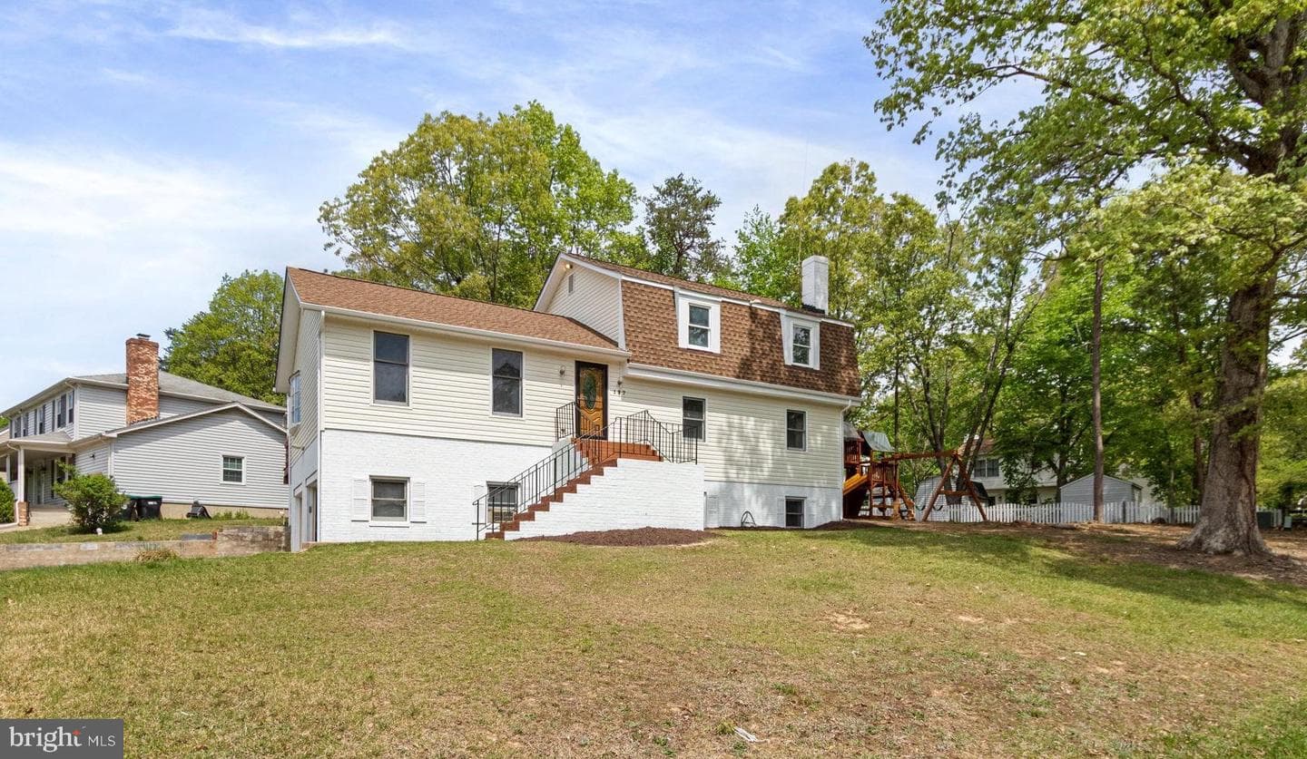 127 Oaklawn Road