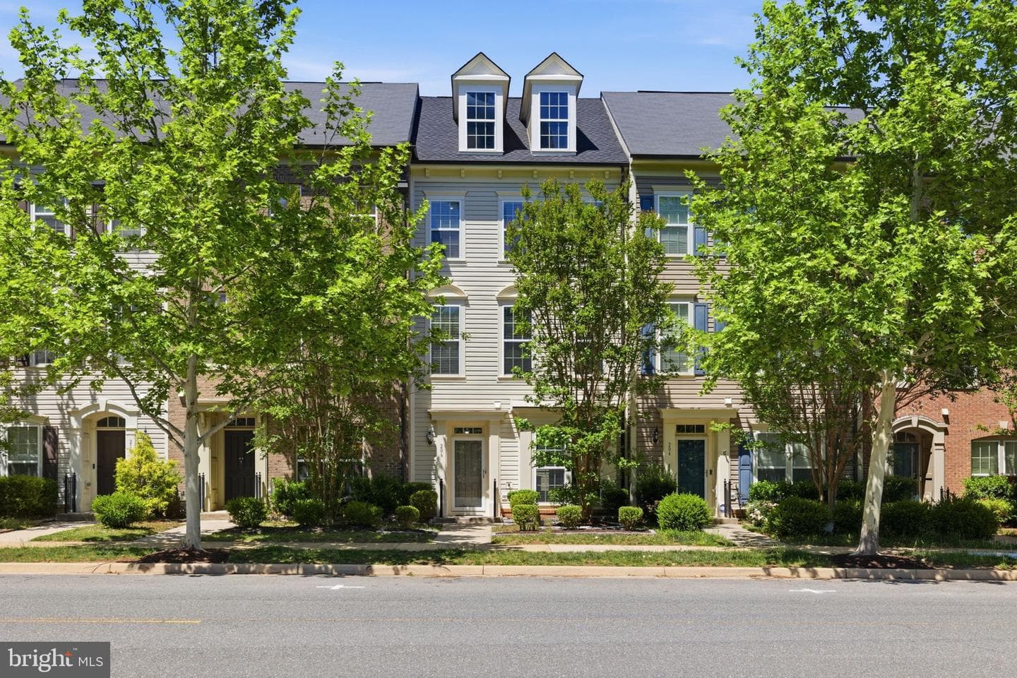 206 Shields Road photo 1