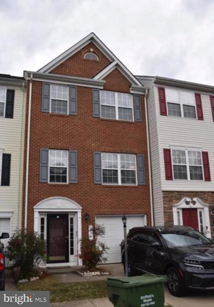 122 Compass Cv Cove