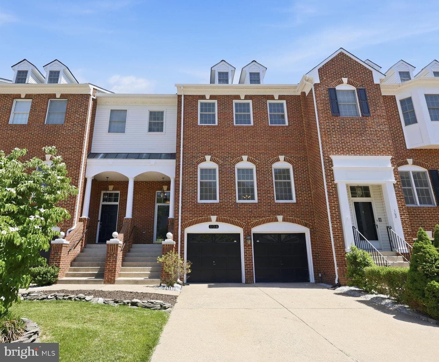 104 Waters Landing