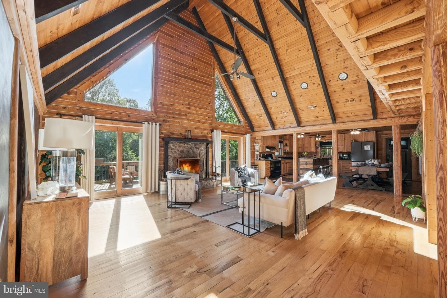 8 Hope Valley Lane