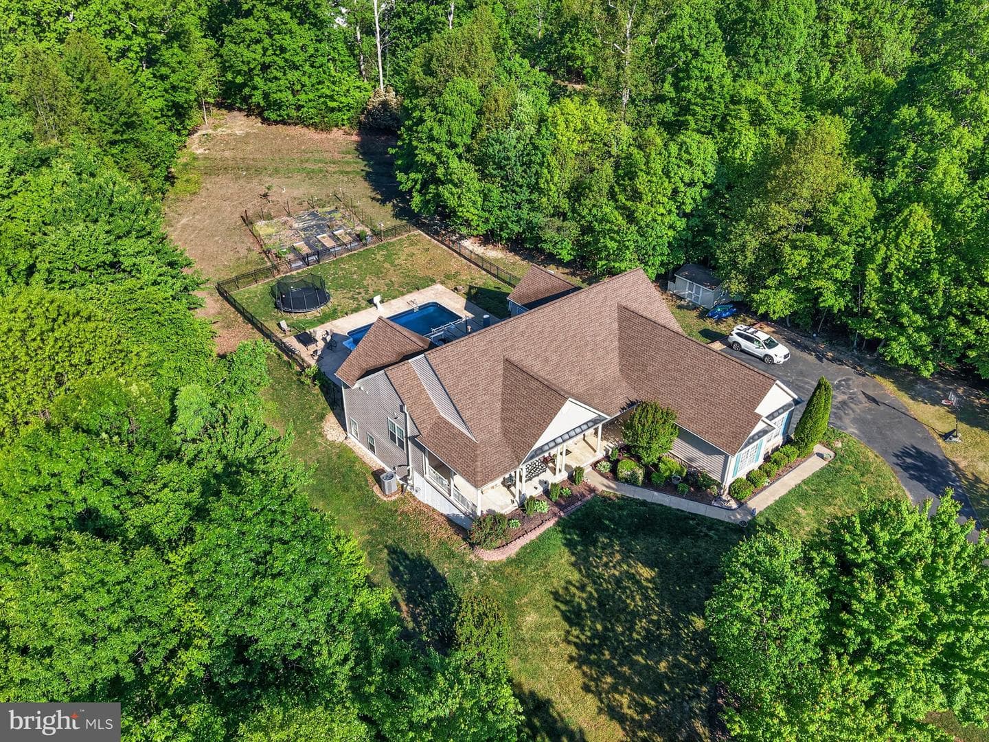 325 Gentle Breeze Circle